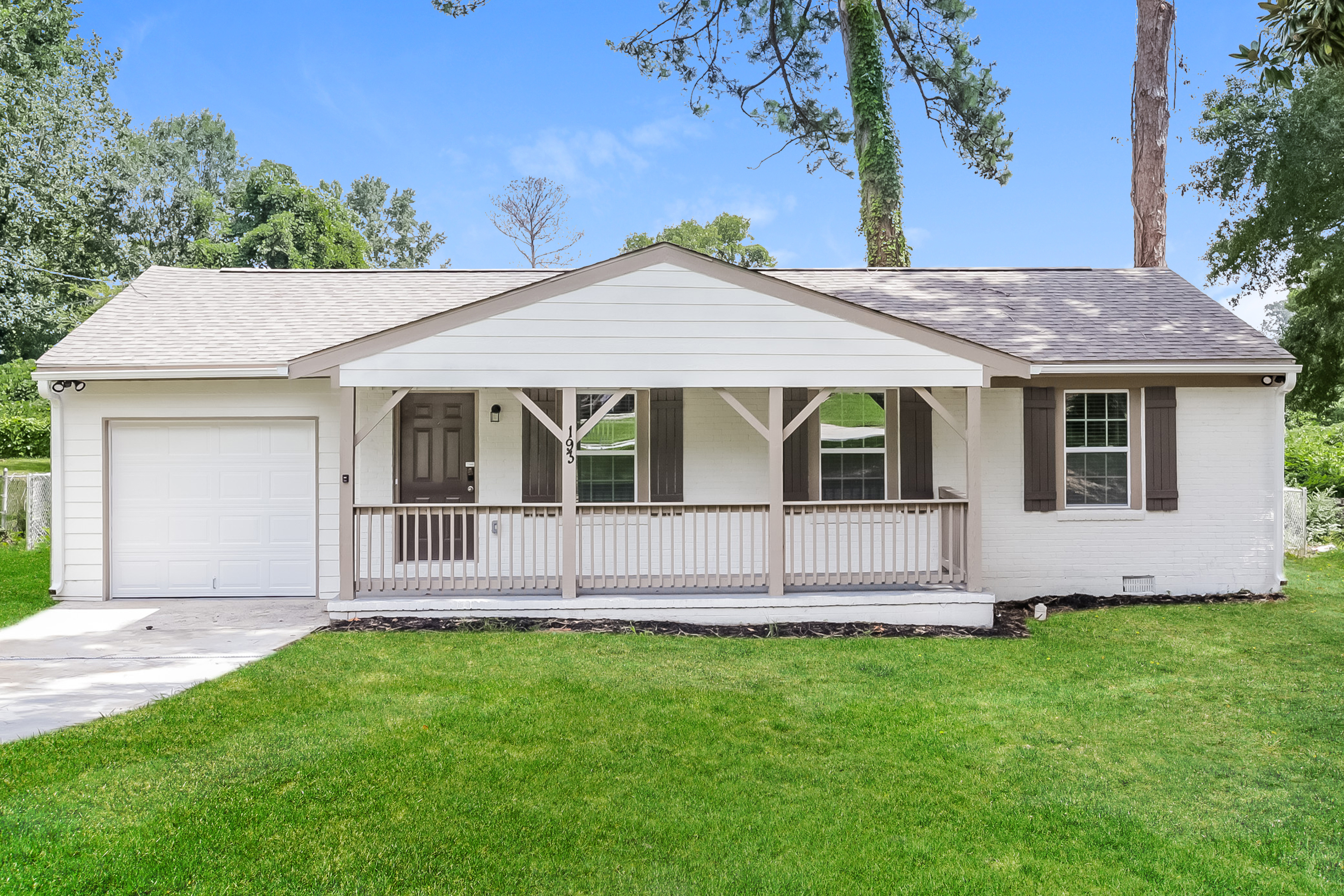 193 SCARSDALE DR RIVERDALE, GA 30274